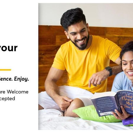 Itsy By Treebo - Royal Comfort Hotel Bangalore Luaran gambar